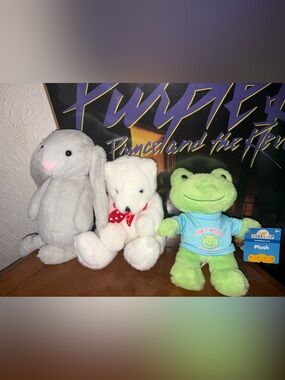 Build-A-Bear Green Frog, generic gray bunny, and jointed white bear Plush Trio